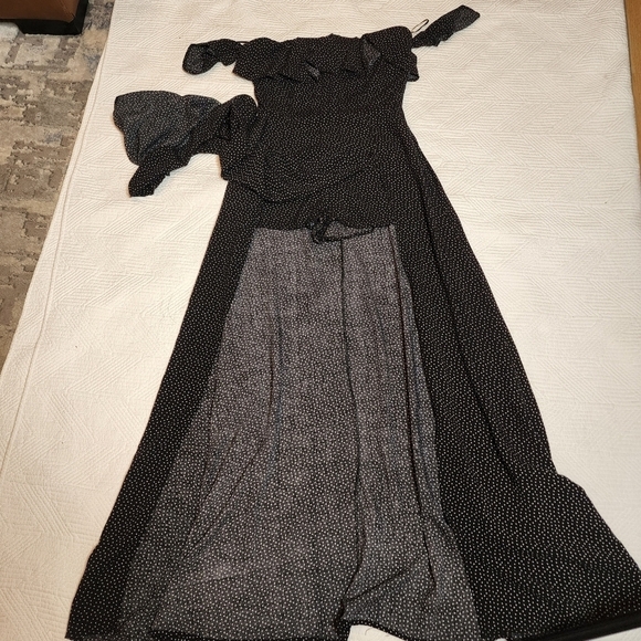 Skylar + madison maxi romper. - Picture 9 of 16